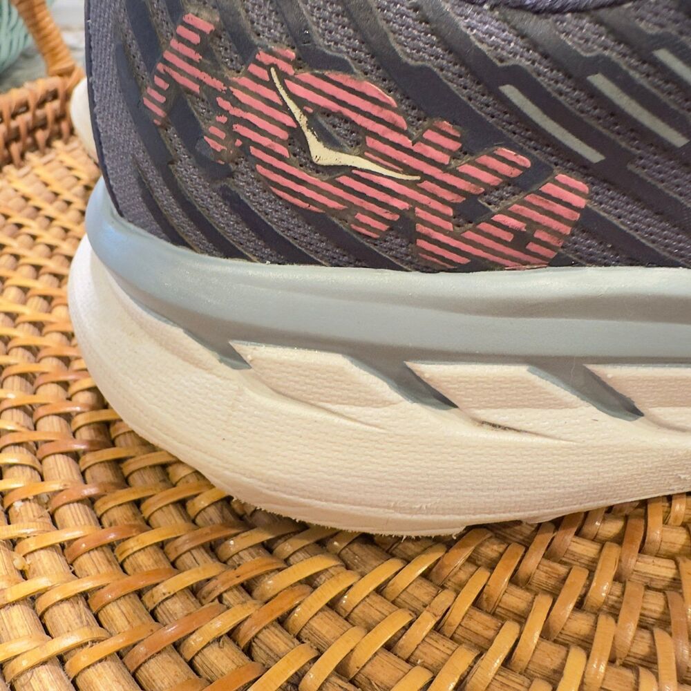 Hoka Sneakers Size 8.5 D Wide - Picture 4 of 12